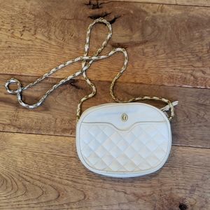 Vintage Ganson gold and white purse